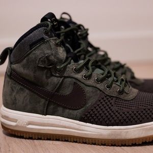 Nike Green Duck Boots